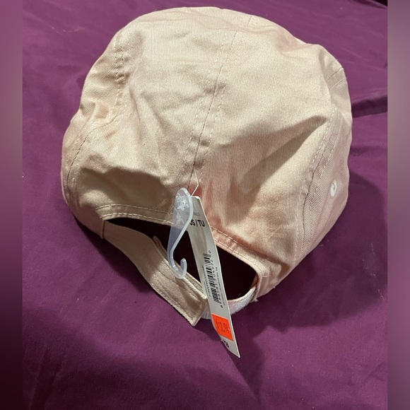 Woman’s summer cap - Picture 4 of 5